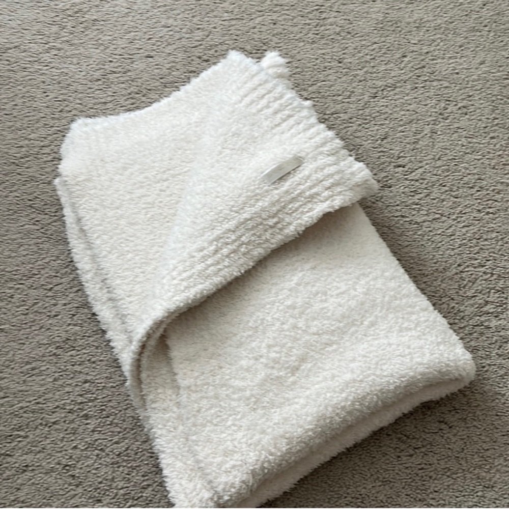 Barefoot Dreams CozyChic Throw Blanket